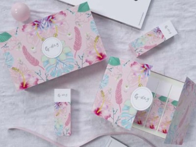 設計精美的化妝品包裝盒，高顏值決定高銷量